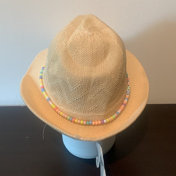 Chasing Rainbow Girl OS Summer Hat. - Picture 3 of 9